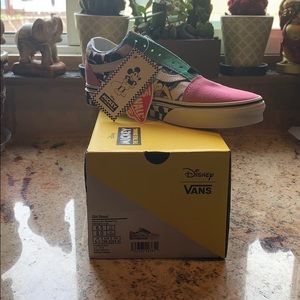 Disney Mickey Old Skool Vans